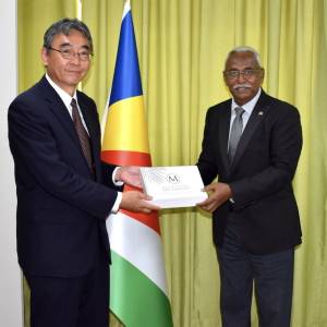 ejijikatofawarell3_original